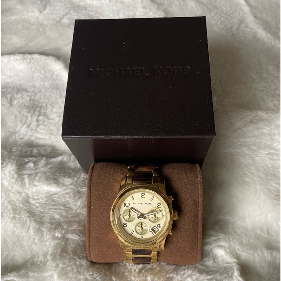 Michael Kors ladies watch - Picture 1 of 3